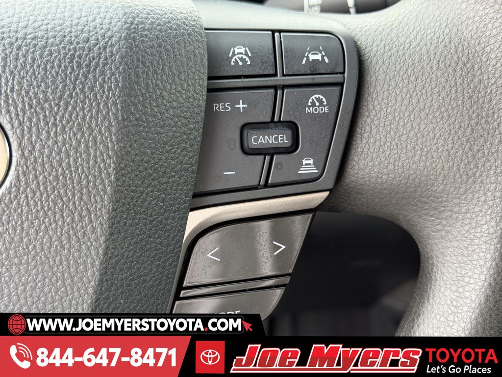 Used 2025 Ice Cap Toyota LE image 23