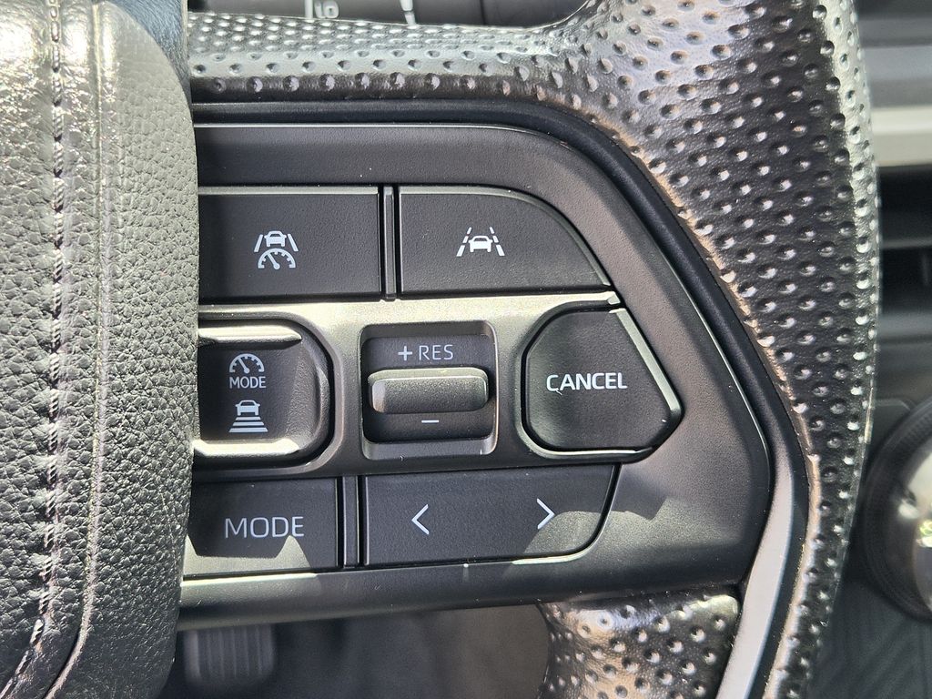 Used 2025 Ice Toyota SR5 image 22
