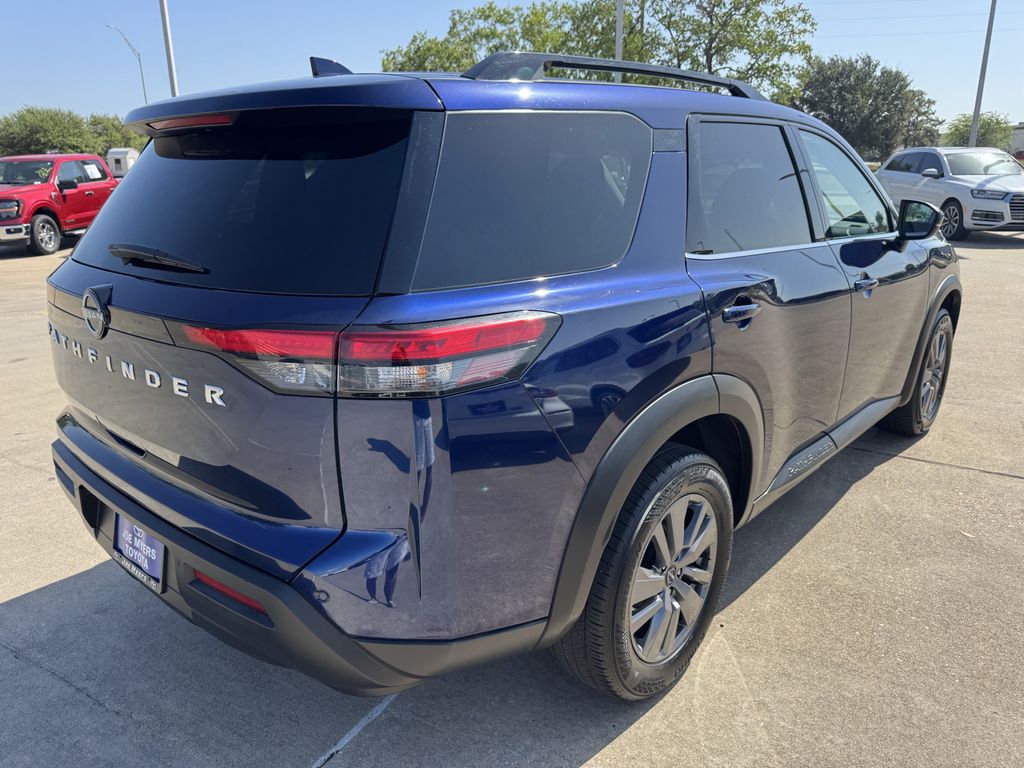 Used 2025 Deep Ocean Blue Pearl Nissan SV image 7