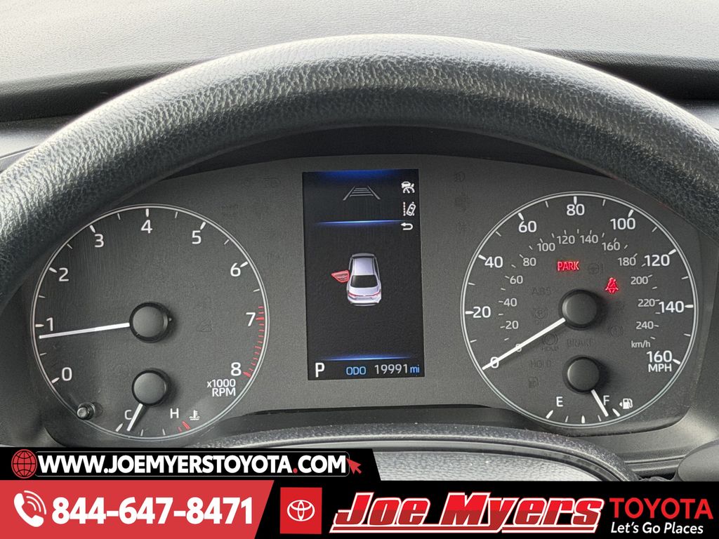 Used 2025 Ice Cap Toyota LE image 19