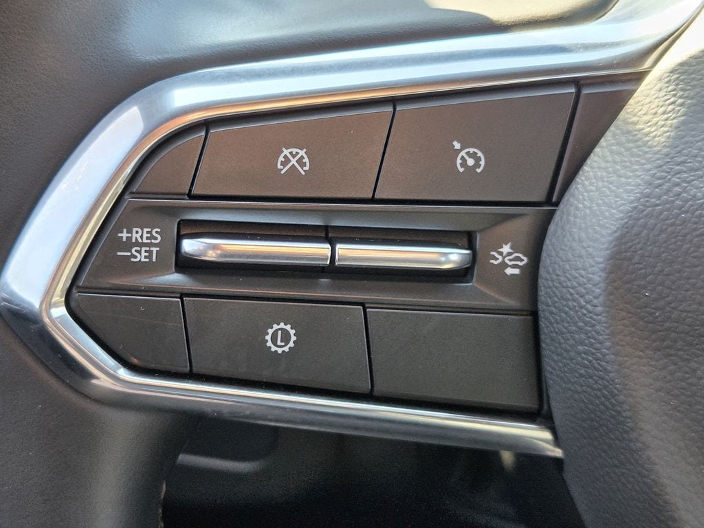 Used 2025 Black Chevrolet LT image 23