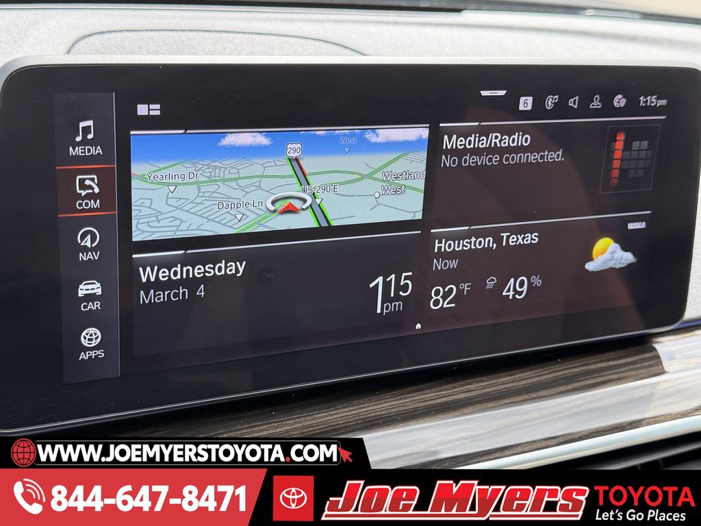 Used 2023 Black Sapphire Metallic BMW 530i image 17