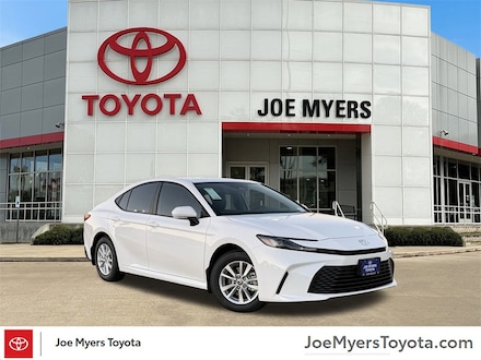 2026 Toyota Camry LE Sedan