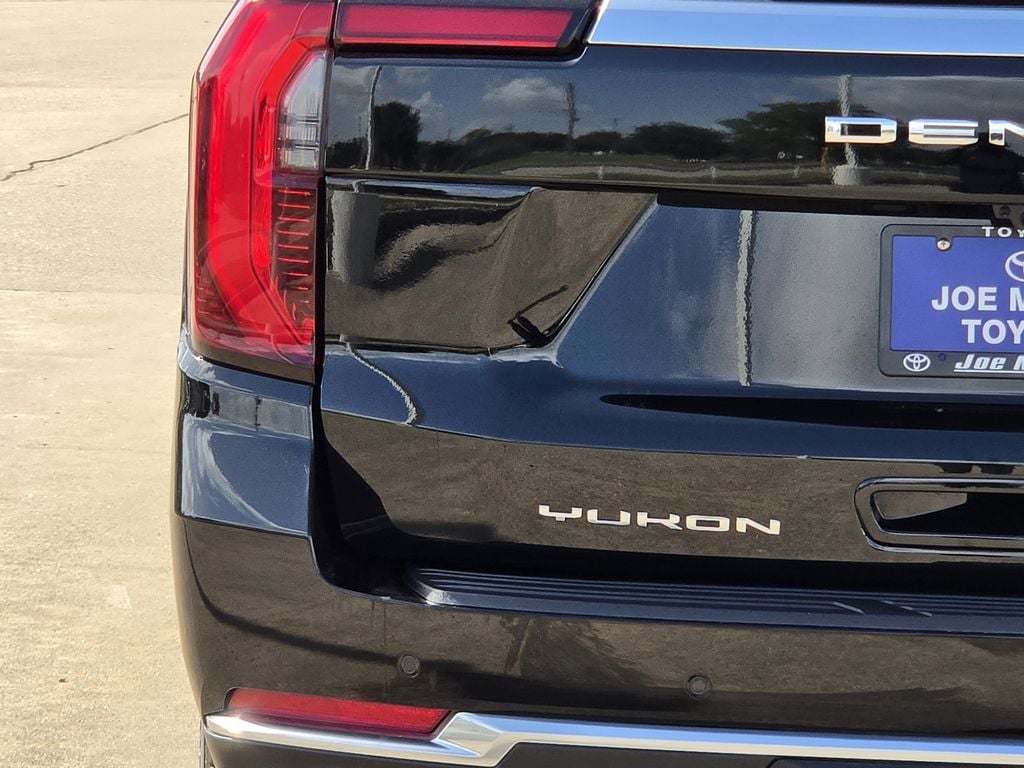 Used 2025 Onyx Black GMC Denali image 10