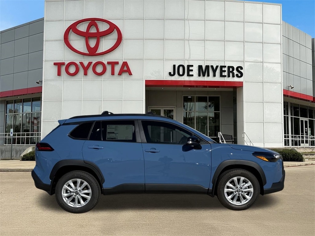 New 2026 Toyota Corolla Cross LE SUV