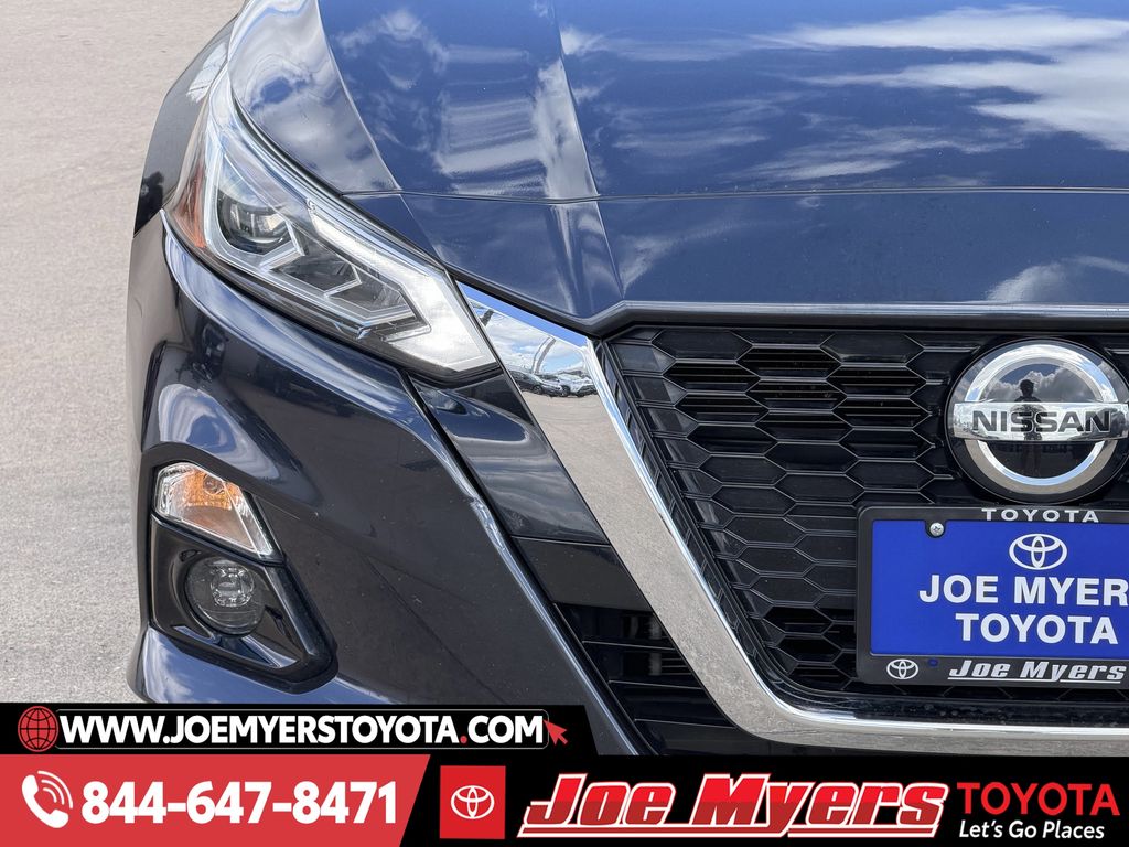 Used 2022 Storm Blue Metallic Nissan 2.5 SL image 5