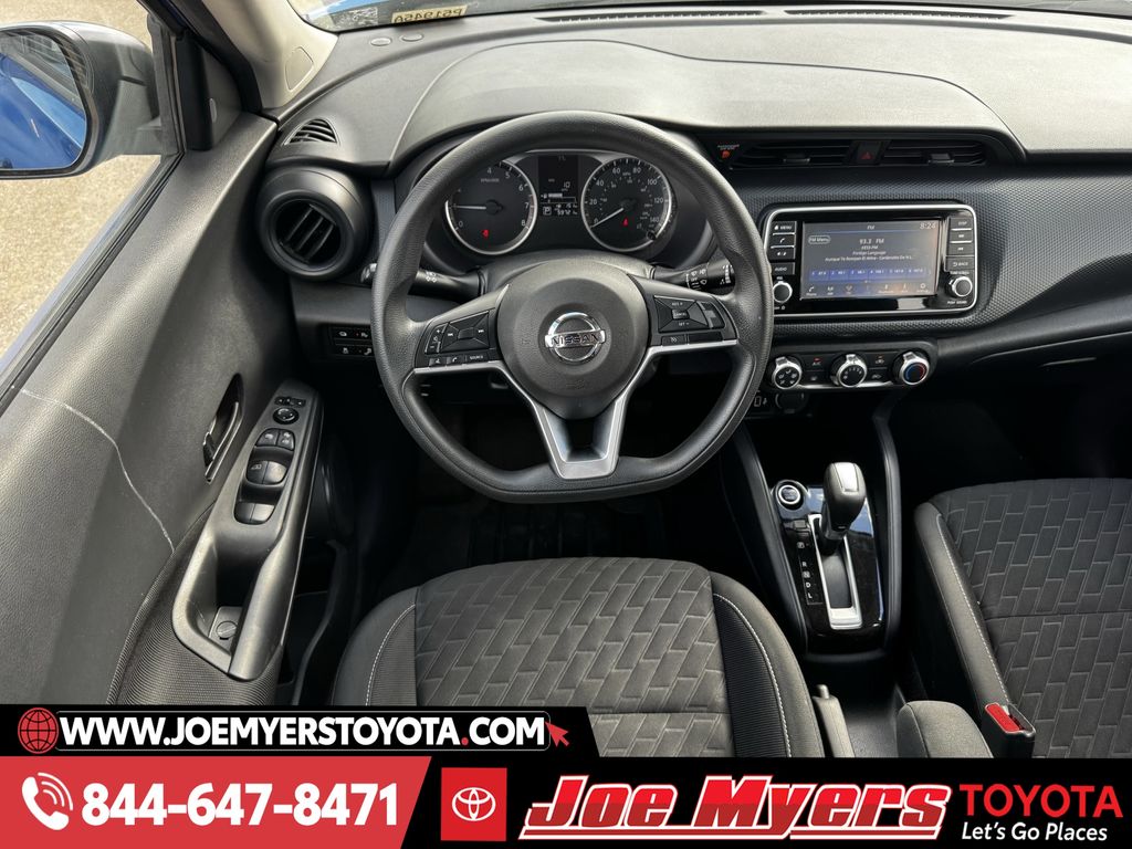 Used 2021 Electric Blue Metallic Nissan S image 13