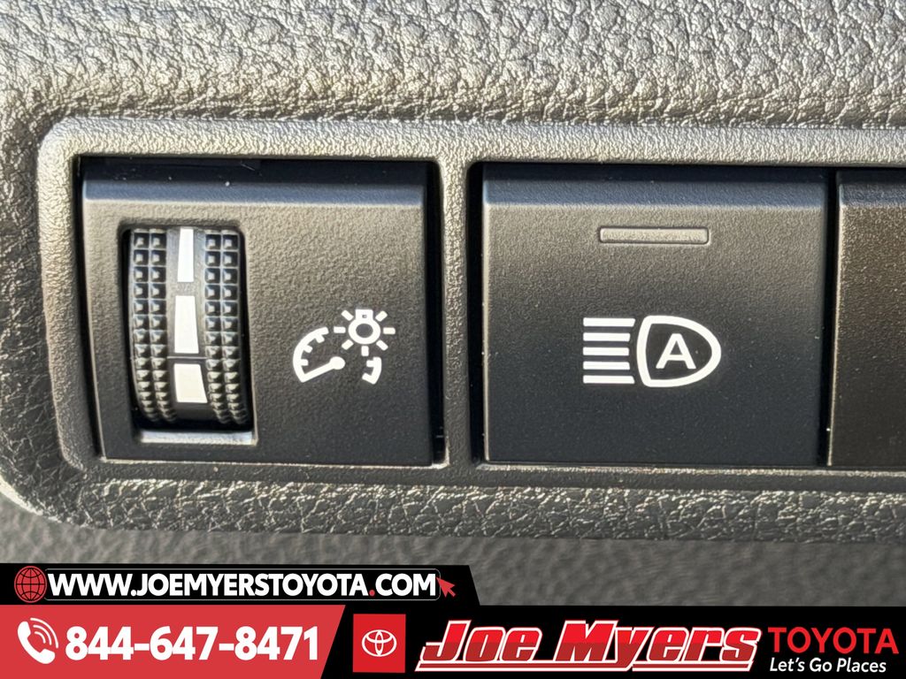 Used 2025 Ice Cap Toyota LE image 24