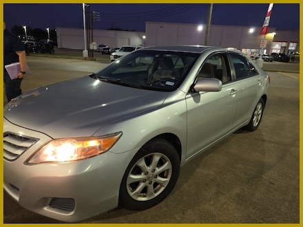 2011 Toyota Camry LE Sedan