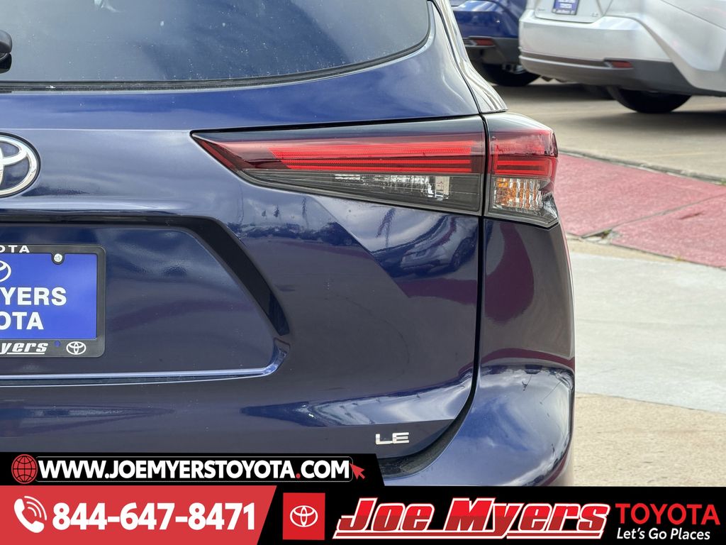 Used 2025 Blueprint Toyota LE image 9