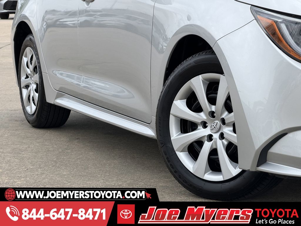 Used 2025 Classic Silver Metallic Toyota LE image 12