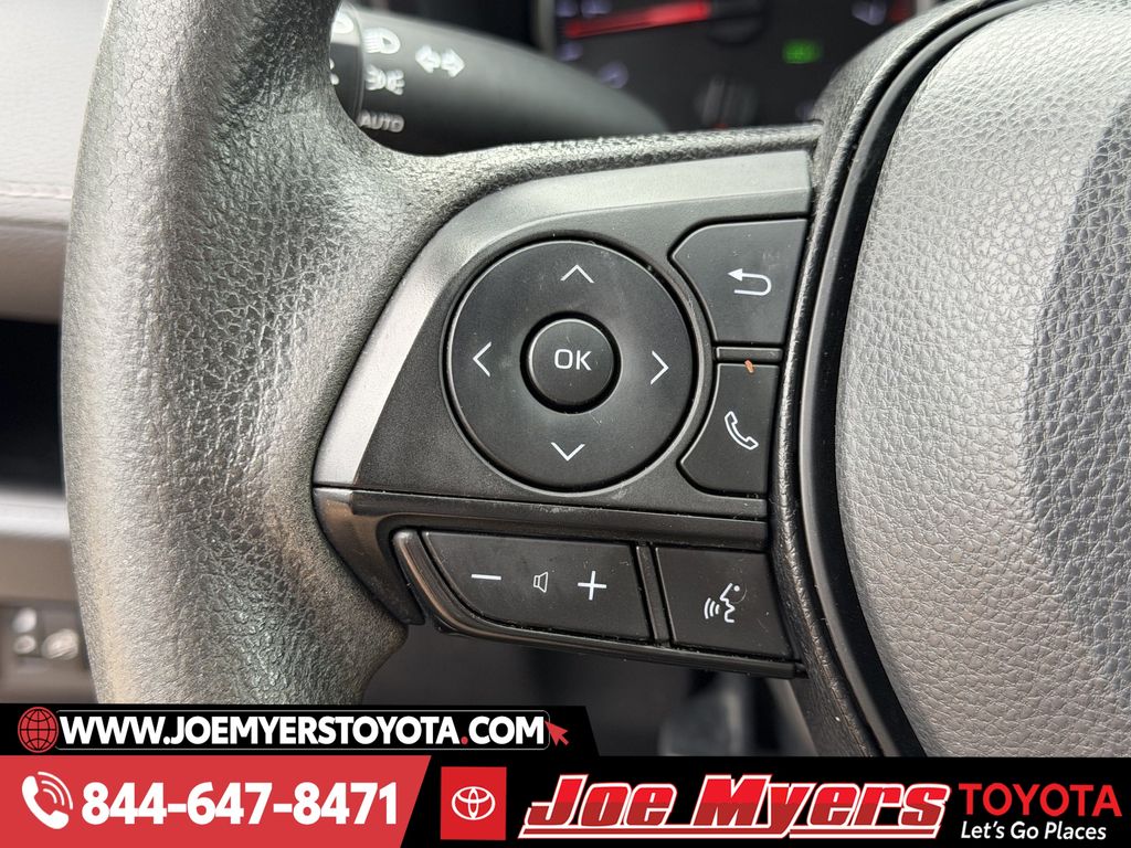 Used 2022 Midnight Black Metallic Toyota XLE image 24