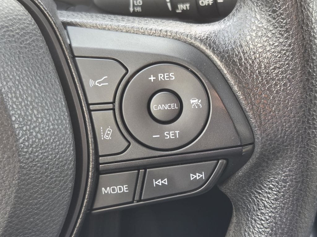 Used 2025 Silver Sky Metallic Toyota XLE image 23