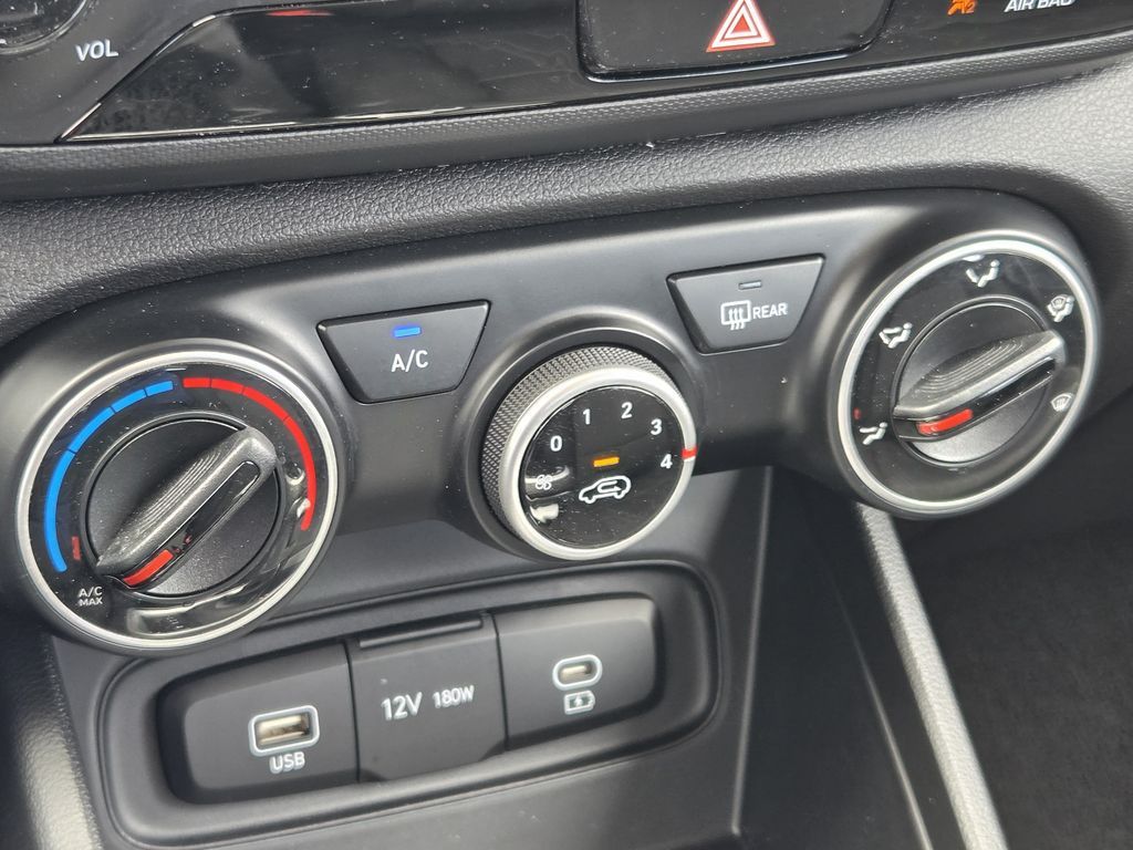 Used 2025 Ultimate Red Hyundai SE image 19