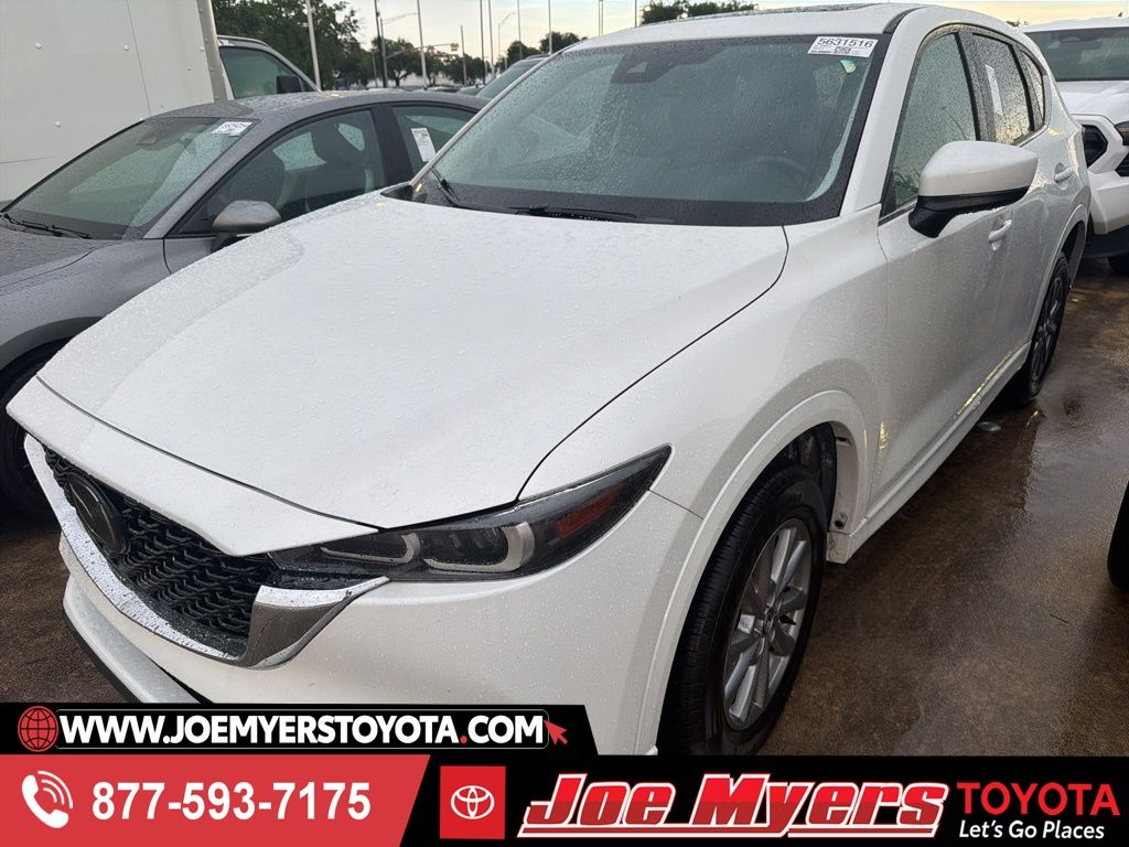 2025 Mazda CX-5 S Preferred package Auto AWD's photo