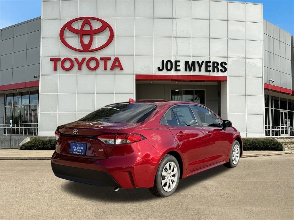 2026 Toyota Corolla LE photo 4