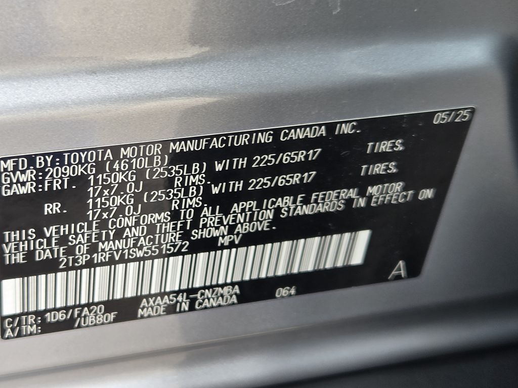 Used 2025 Silver Sky Metallic Toyota XLE image 32
