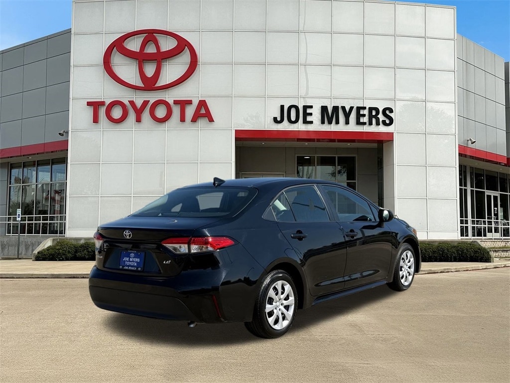 Used 2024 Toyota Corolla LE Sedan