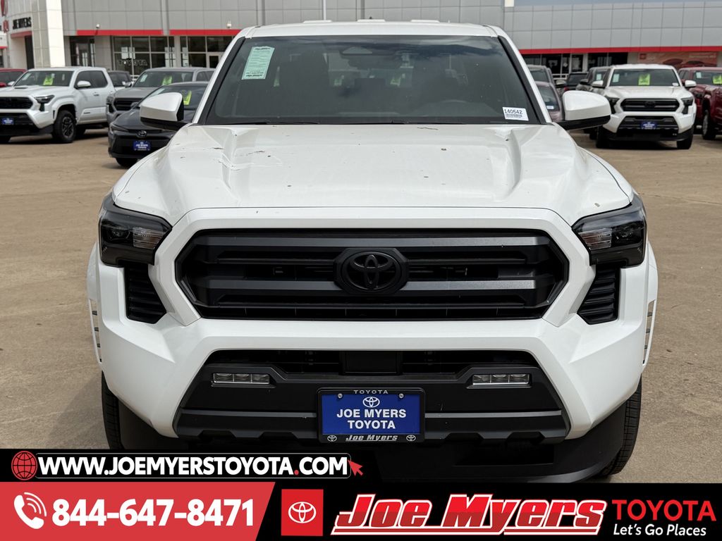 New 2026 Ice Cap Toyota SR5 image 3