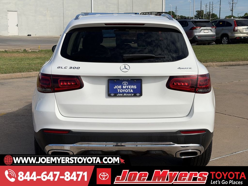 Used 2021 Polar White Mercedes-Benz GLC 300 image 8