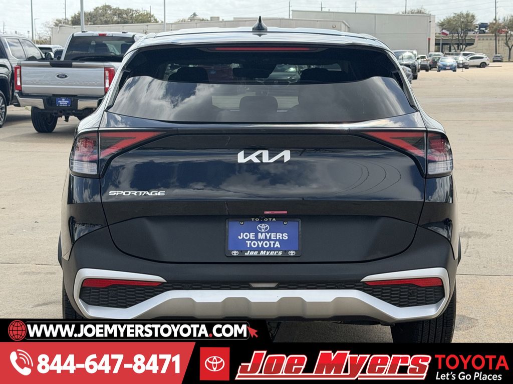 Used 2025 Ebony Black Kia LX image 8