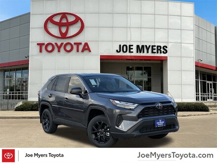2025 Toyota RAV4 LE SUV