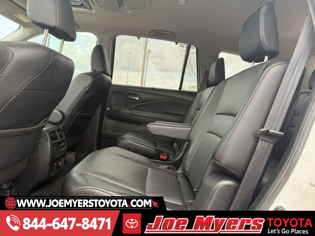 Used 2021 Platinum White Pearl Honda Touring image 30