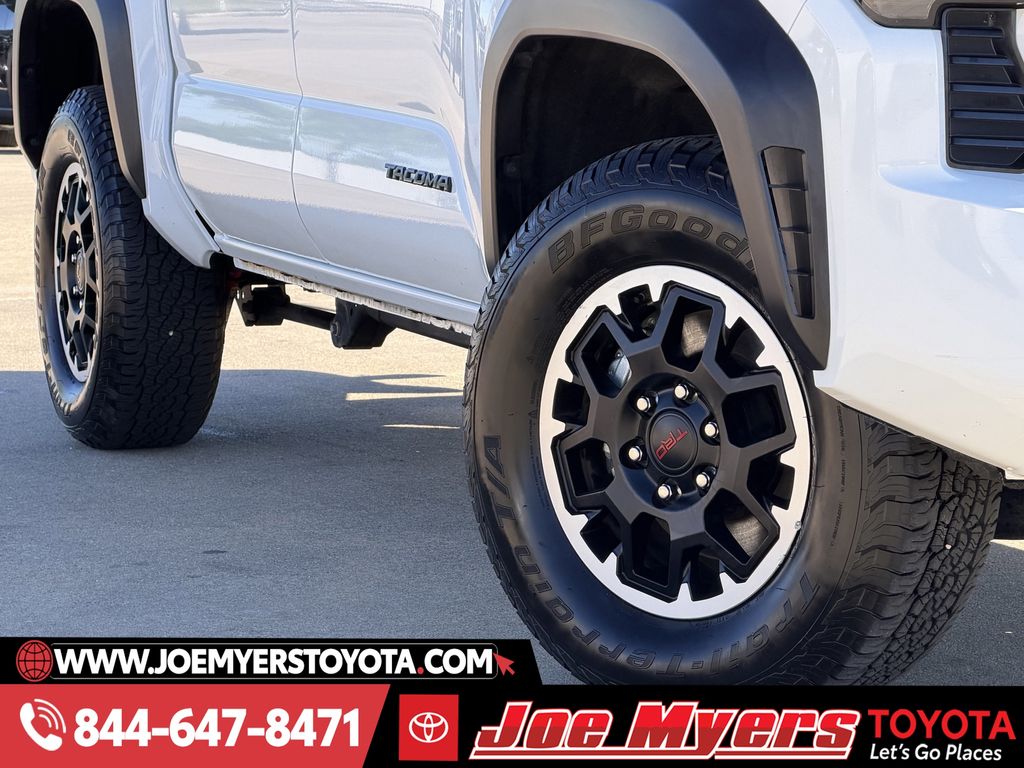 Used 2025 Ice Cap Toyota TRD Off-Road image 12