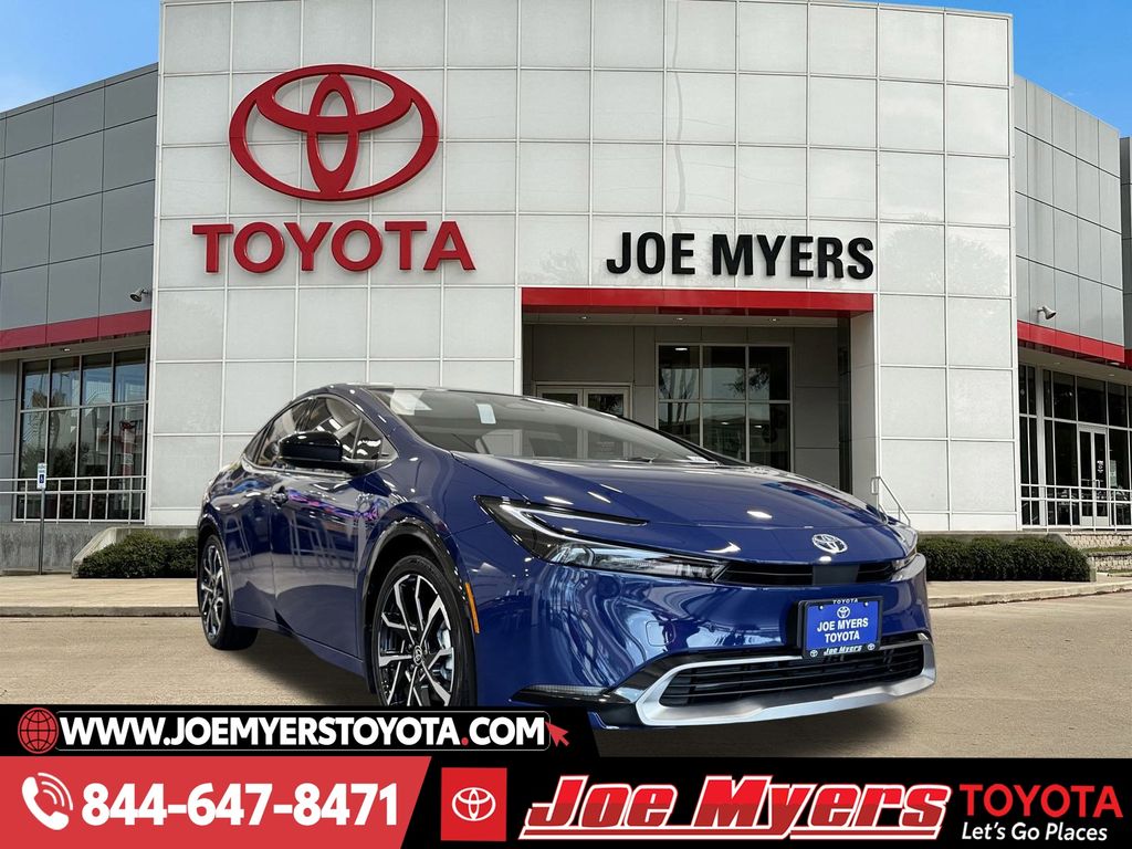 New 2026 Reservoir Blue Toyota XSE image 4