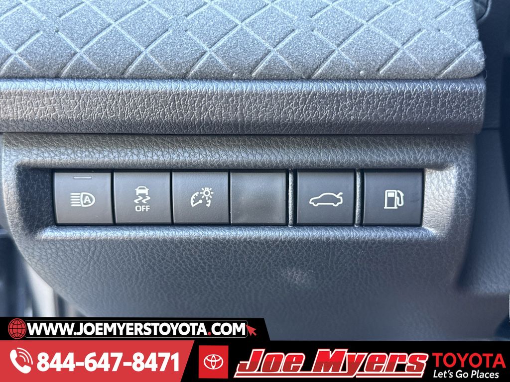 New 2026 Heavy Metallic Toyota XLE image 16