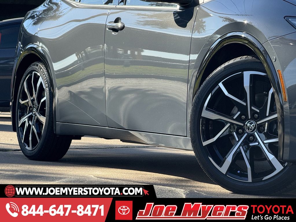 New 2026 Guardian Gray Toyota XSE Premium image 7
