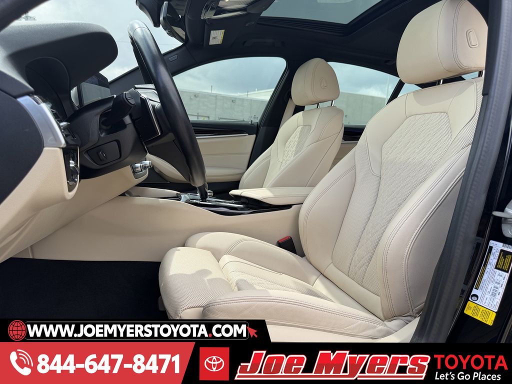 Used 2023 Black Sapphire Metallic BMW 530i image 26