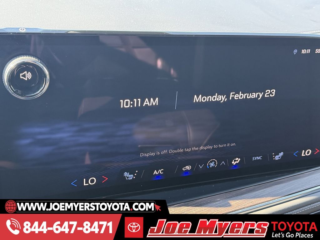 Used 2025 Black Chevrolet LT image 18