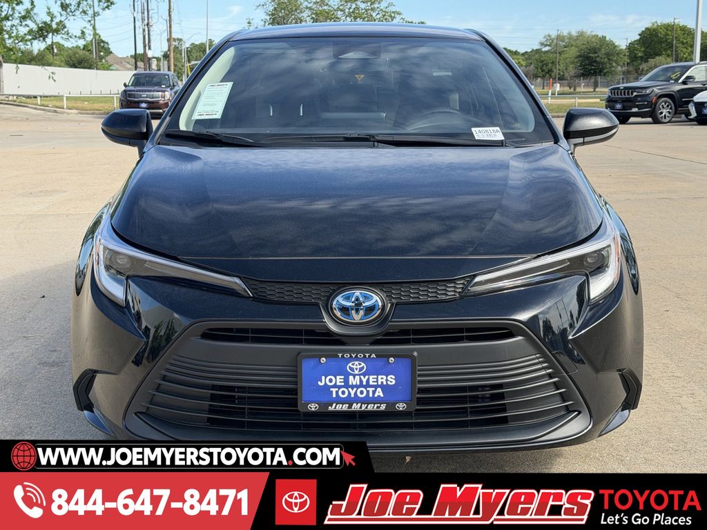 Certified Used 2025 Midnight Black Metallic Toyota LE image 3