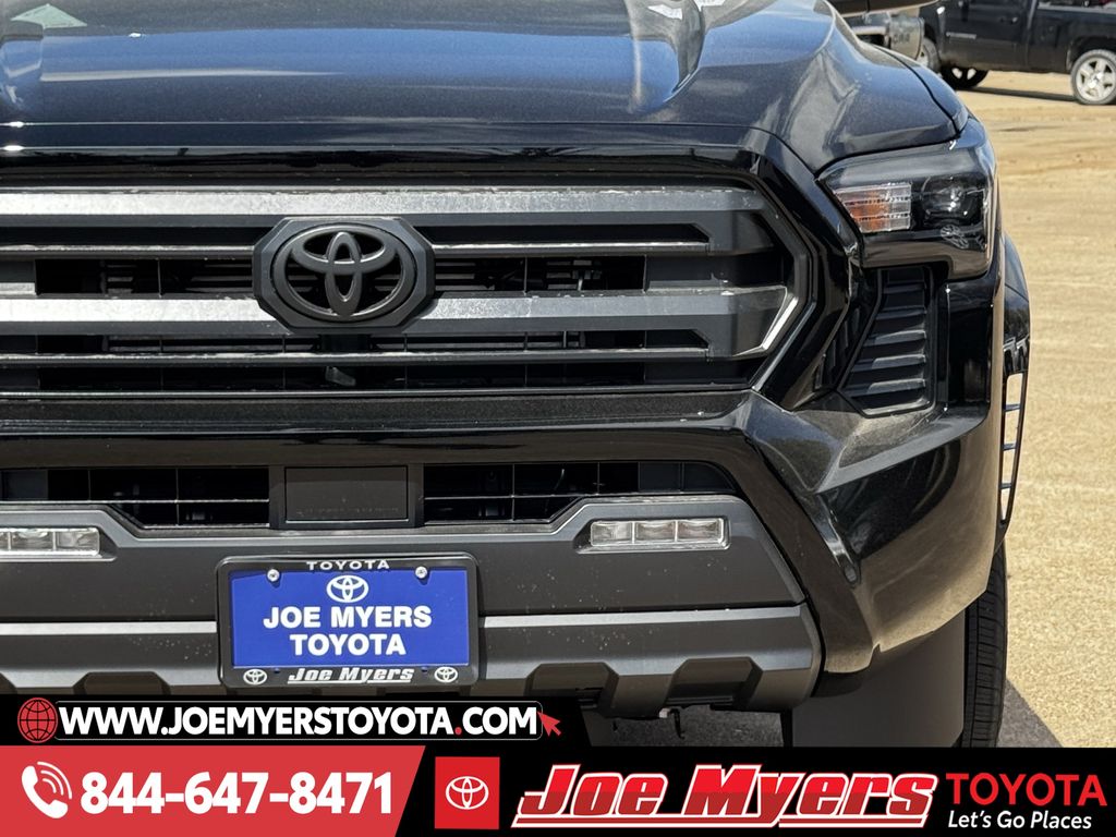 New 2026 Black Toyota SR5 image 4