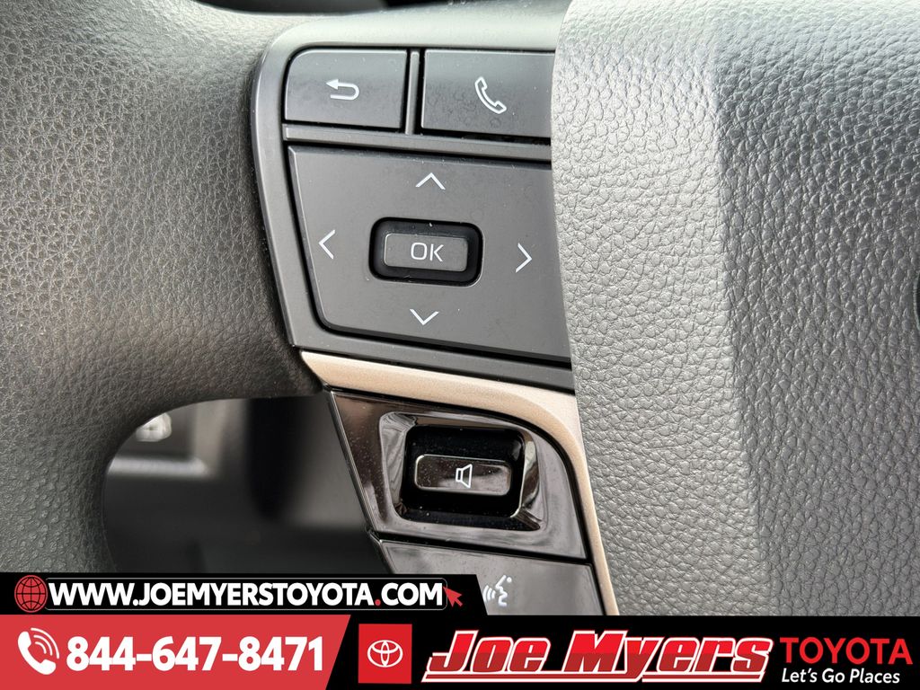 Used 2025 Ice Cap Toyota LE image 24