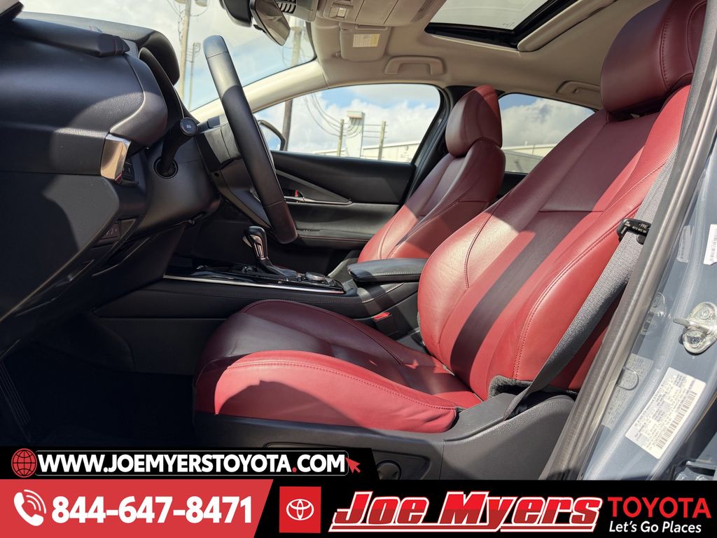 Used 2025 Polymetal Gray Metallic Mazda 2.5 S Carbon Edition image 27