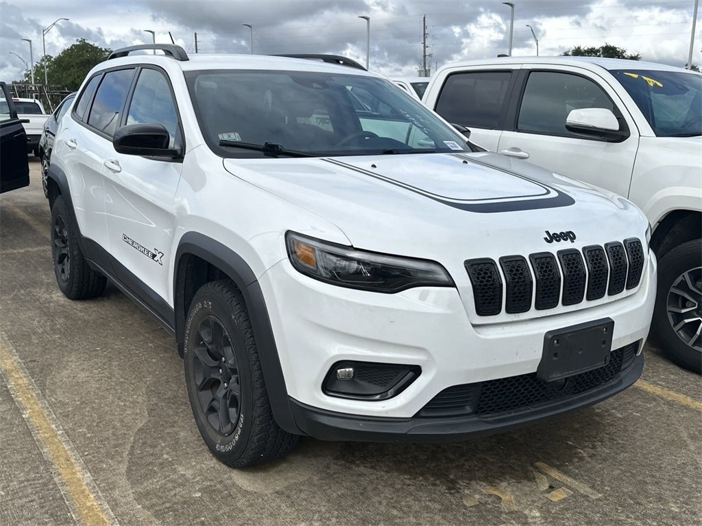 Used 2022 Jeep Cherokee X with VIN 1C4PJMCX9ND555685 for sale in Houston, TX