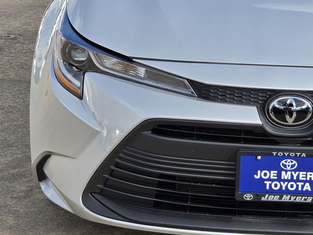 Used 2026 Classic Silver Metallic Toyota LE image 5