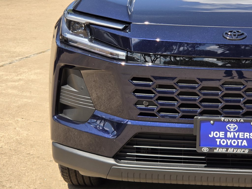 New 2026 Blueprint Toyota XLE Premium image 5