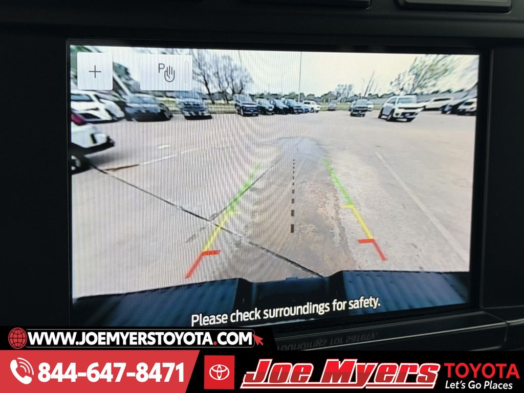 Used 2024 Iconic Silver Metallic Ford XLT image 18