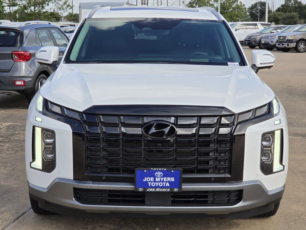 Used 2023 Hyper White Hyundai Limited image 3