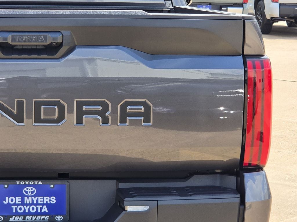 New 2026 Magnetic Gray Meta Toyota SR5 image 9