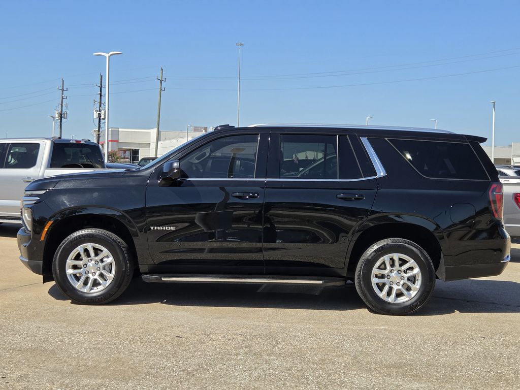 Used 2025 Black Chevrolet LT image 6