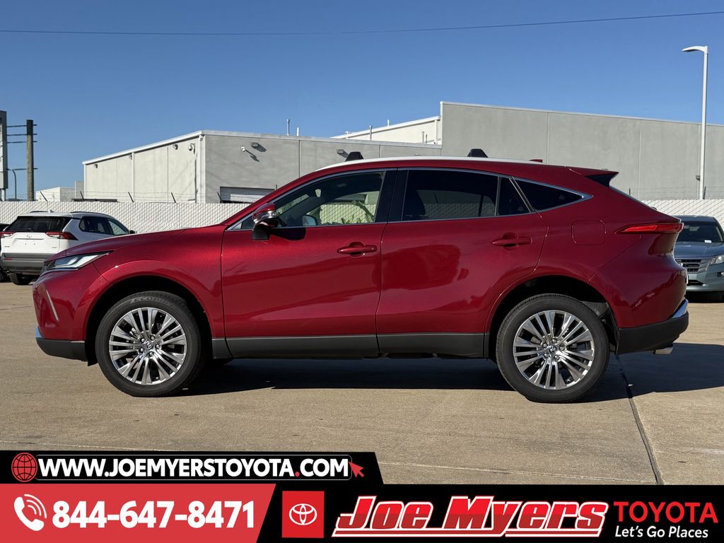 Used 2022 Ruby Flare Pearl Toyota XLE image 6