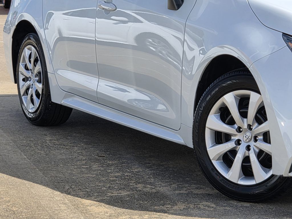 Used 2026 Pearl Toyota LE image 12