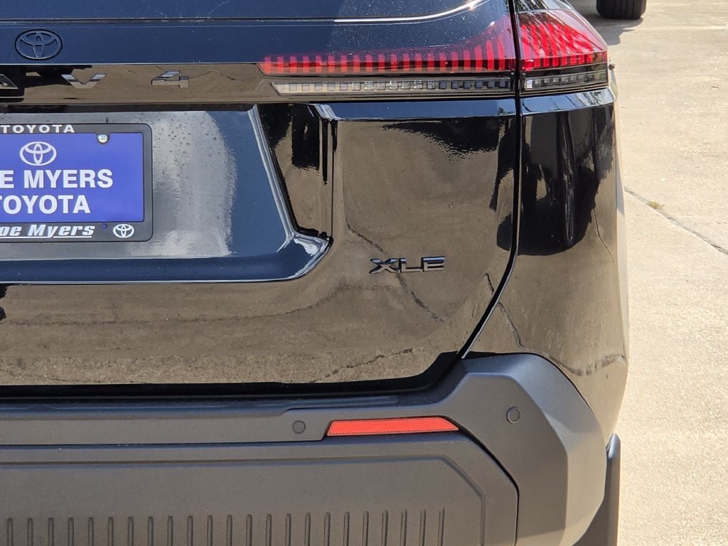 New 2026 Midnight Black Toyota XLE Premium image 9