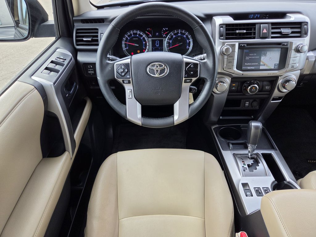 Used 2016 Midnight Black Metallic Toyota SR5 Premium image 13