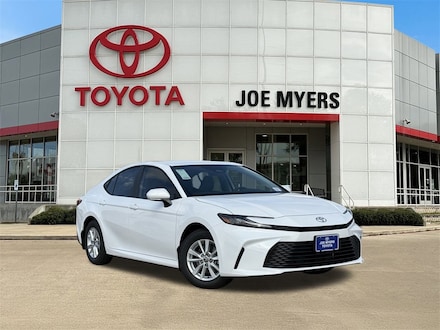 2026 Toyota Camry LE Sedan