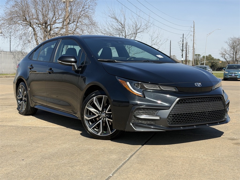 Used 2022 Toyota Corolla SE Sedan